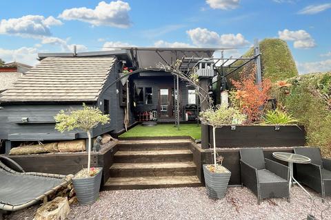 3 bedroom semi-detached house for sale, Oakamoor Road, Stoke-On-Trent ST10