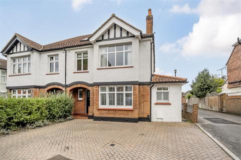 undefined, Geneva Road, Kingston Upon Thames