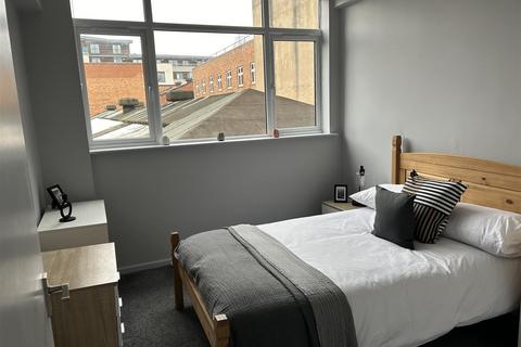 2 bedroom apartment to rent, Holloway Head, Birmingham B1