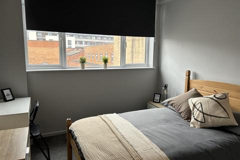 2 bedroom apartment to rent, Holloway Head, Birmingham B1
