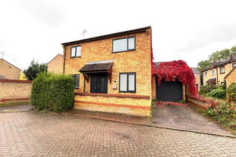 3 bedroom detached house for sale, Linnet, PETERBOROUGH PE2