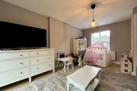 3 bedroom detached house for sale, Linnet, PETERBOROUGH PE2