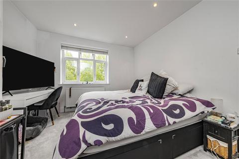 undefined, Frensham Drive, London, SW15