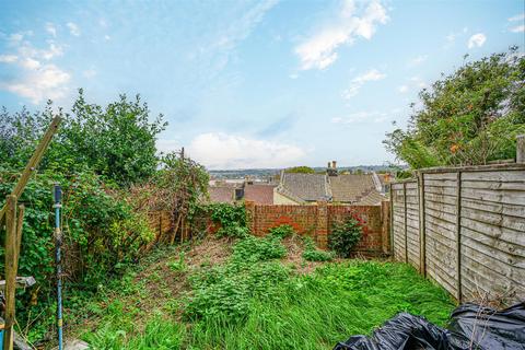 4 bedroom terraced house for sale, Emmanuel Road, Hastings