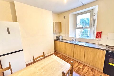 undefined, 7 Southernhay Crescent, Cliftonwood, Bristol BS8 4TT