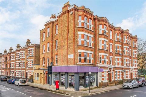 Munster Road, London SW6