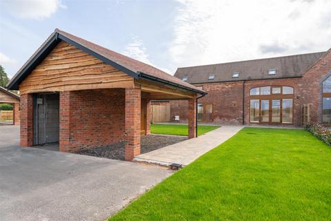 2 bedroom barn conversion for sale, Fallon Court, Tanworth-In-Arden