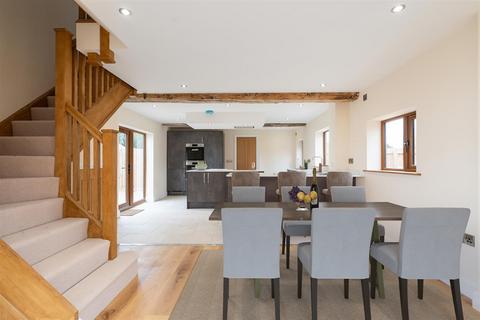 undefined, Fallon Court, Tanworth-In-Arden