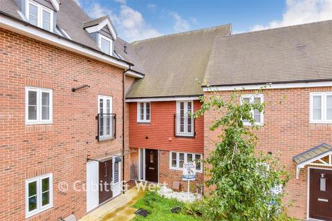 3 bedroom terraced house for sale, Dover Road, Tadworth, Surrey