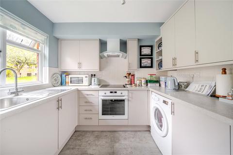 2 bedroom apartment for sale, Buckingham Close, Ealing
