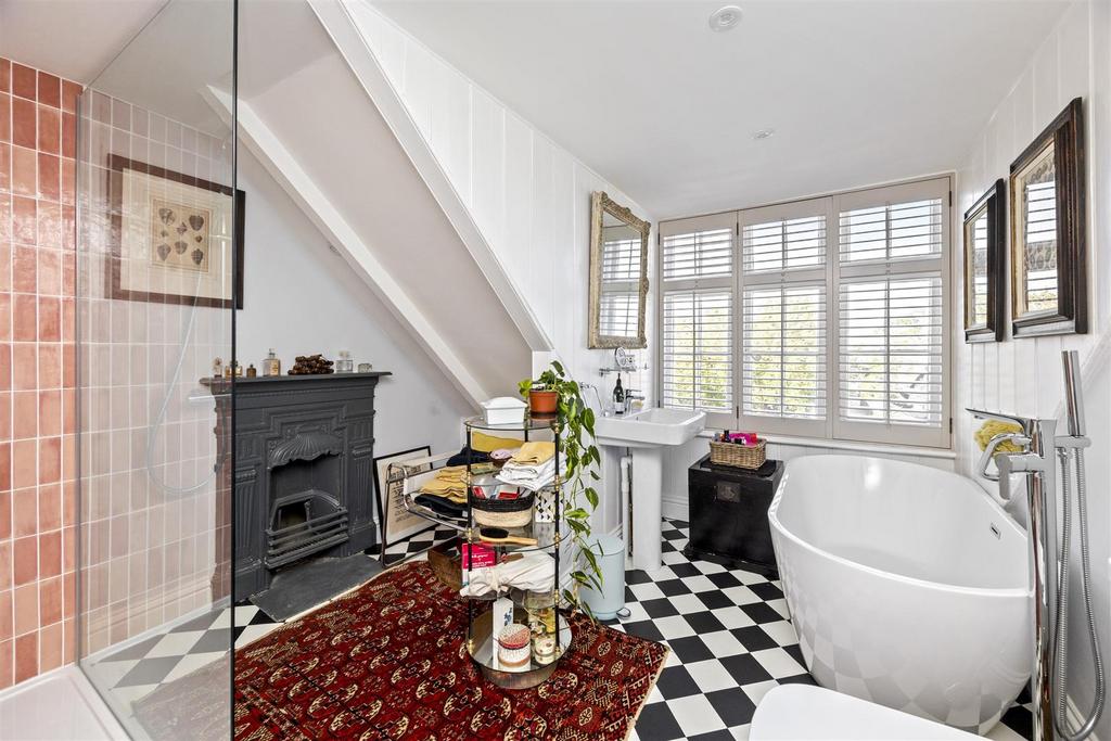 Ambrose Place, 4 4a-019.JPG