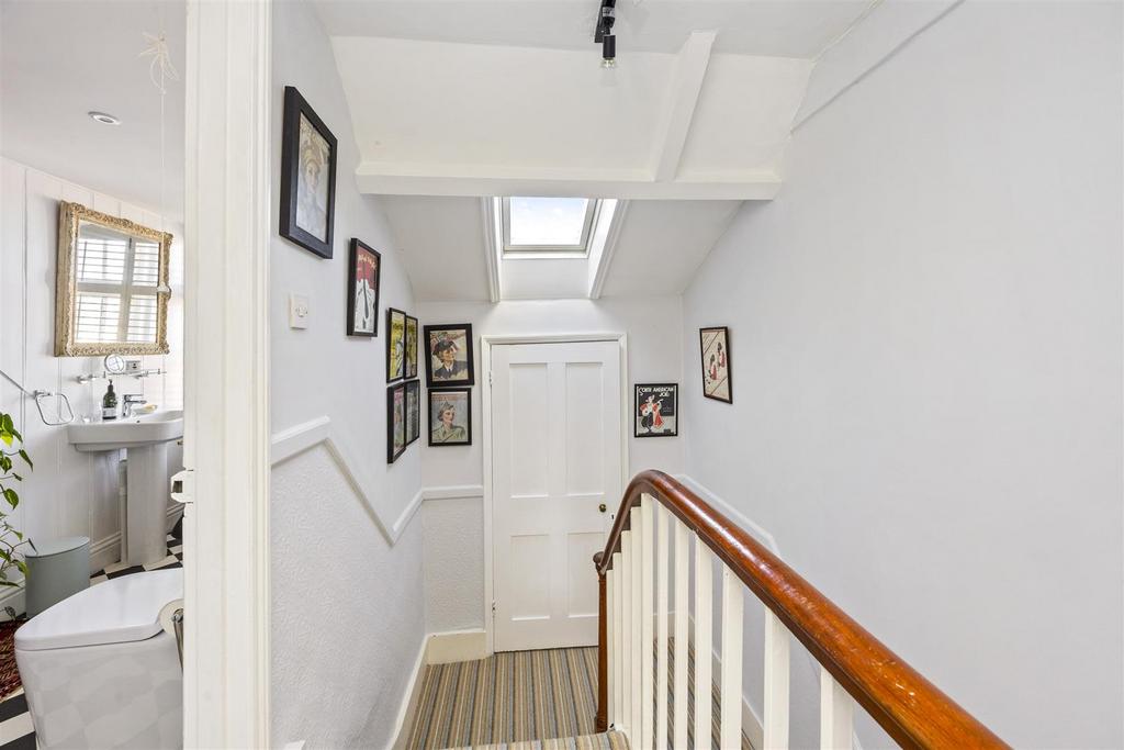 Ambrose Place, 4 4a-021.JPG