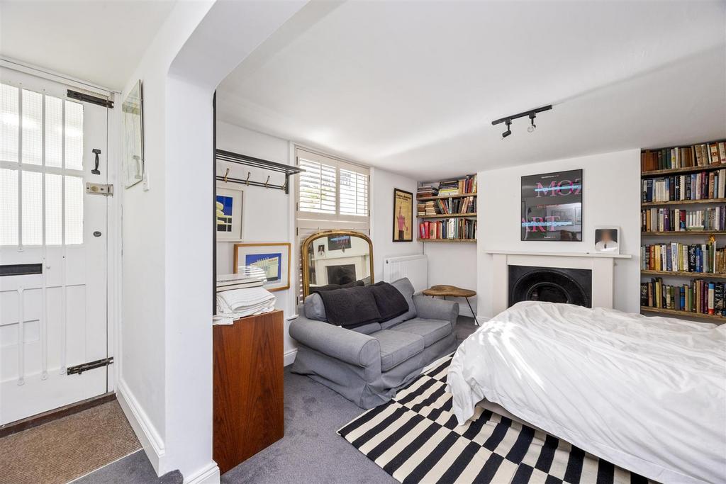 Ambrose Place, 4 4a-002.JPG