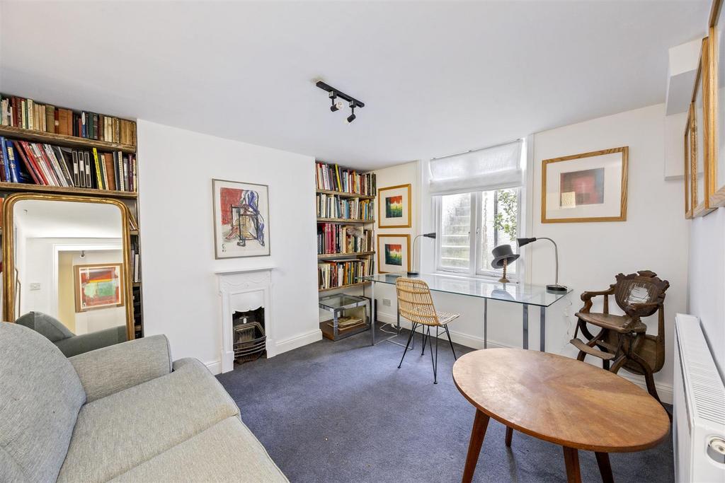 Ambrose Place, 4 4a-003.JPG