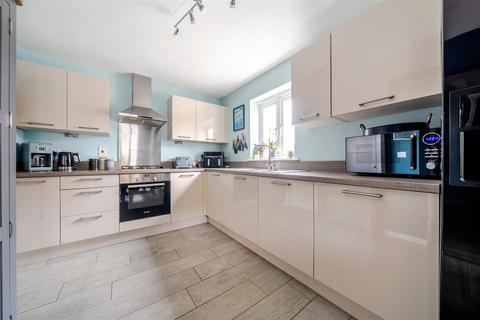 undefined, Appledine Way, Bedford