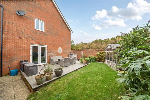 3 bedroom detached house for sale, Appledine Way, Bedford