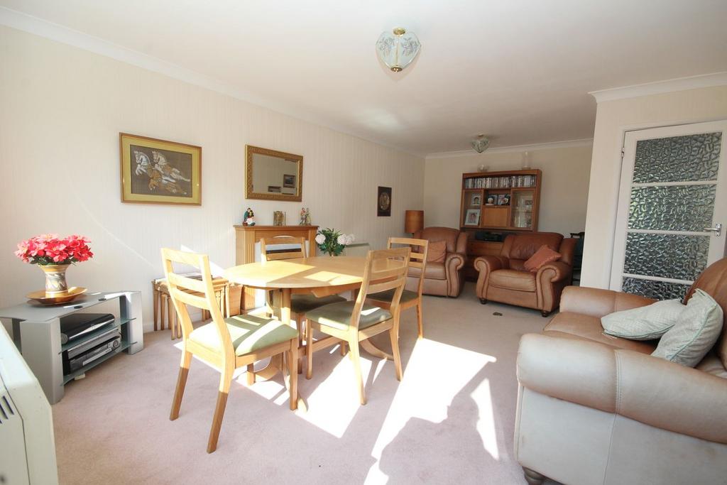 Apartment in Bournemouth - View 4