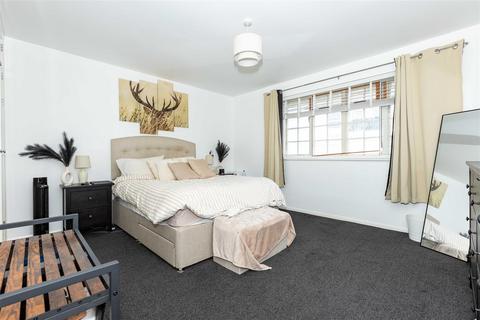 2 bedroom flat for sale, Lamorna Grove, Worthing