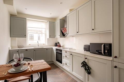 undefined, Harley Street, Marylebone W1G