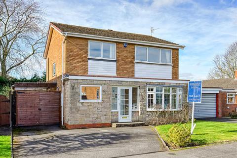 2 Leacote Drive, Tettenhall, Wolverhampton, WV6 8NB