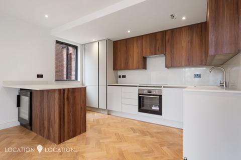 58 Roman Way, London, N7