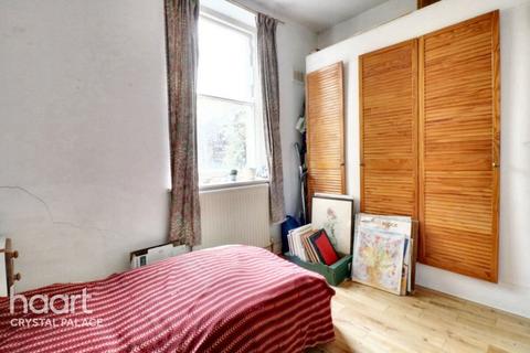 undefined, Thicket Road, London