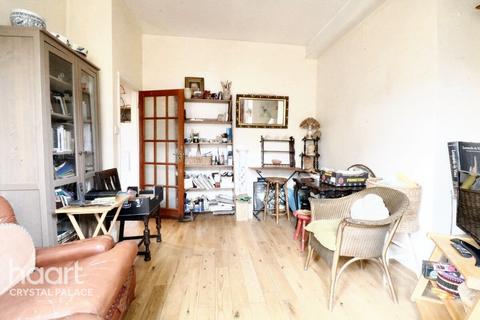 undefined, Thicket Road, London