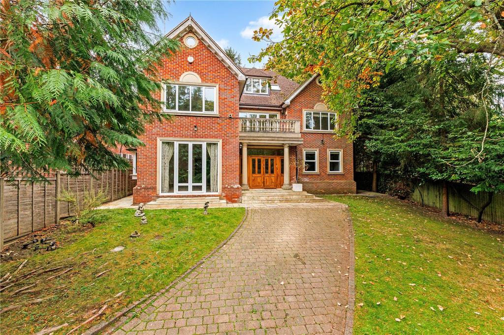 Sandy Lane, Northwood, Middlesex, HA6 6 bed detached house - £2,850,000