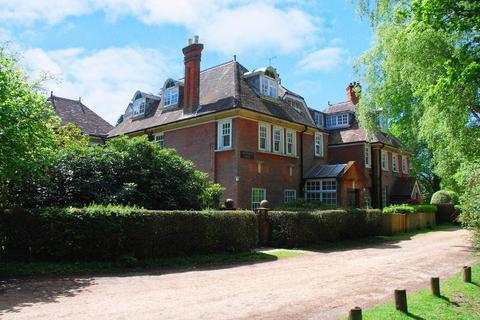 2 bedroom apartment for sale, Bank, Lyndhurst, SO43