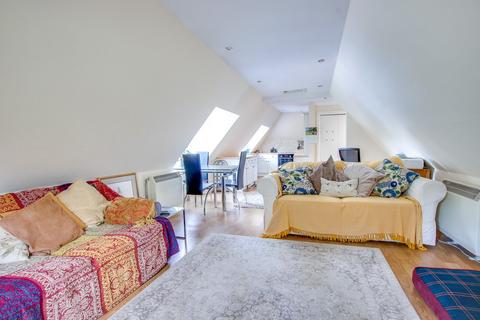 2 bedroom apartment for sale, Bank, Lyndhurst, SO43