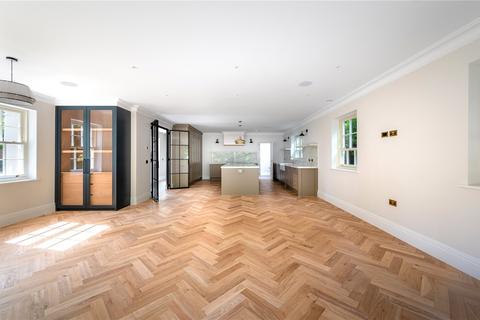 5 bedroom detached house for sale, Moor Park Gardens, Kingston Upon Thames