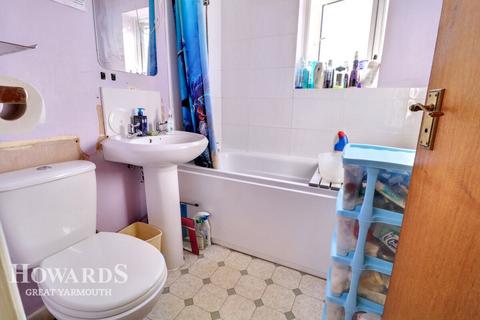 2 bedroom end of terrace house for sale, Getliff Mews, Great Yarmouth