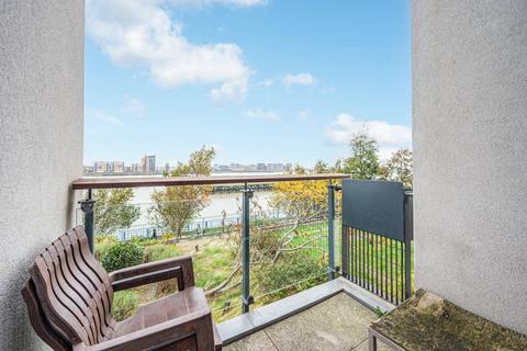 undefined, Erebus Drive, Thamesmead, London, SE28