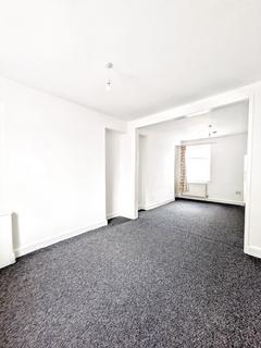 3 bedroom house to rent, Clynmawr Street, Abertillery NP13