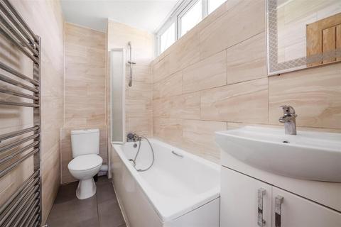 1 bedroom flat for sale, Sunray Avenue, London, SE24