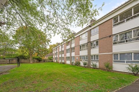 1 bedroom flat for sale, Sunray Avenue, London, SE24