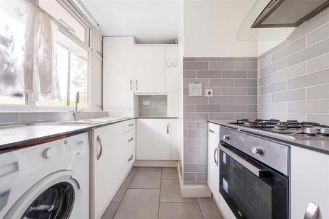 1 bedroom flat for sale, Sunray Avenue, London, SE24