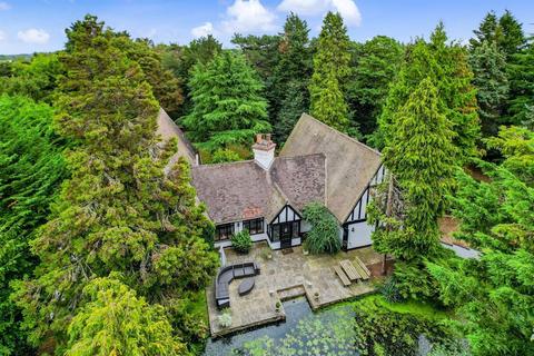 undefined, Frog Street, Kelvedon Hatch, CM15