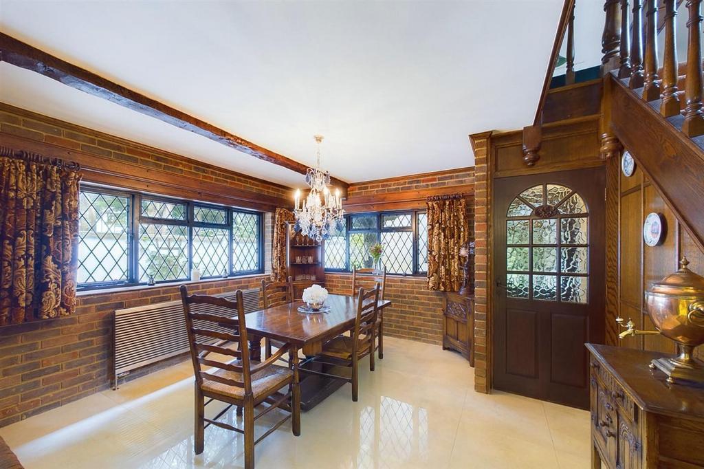 Kitchen 5.jpg