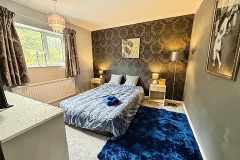 3 bedroom semi-detached house for sale, Clarke Road, Lincolnshire LN6
