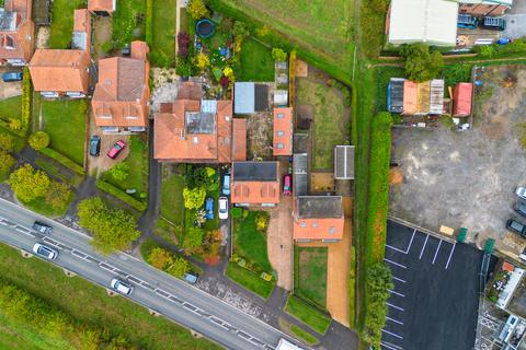 4 bedroom detached bungalow for sale, York YO19