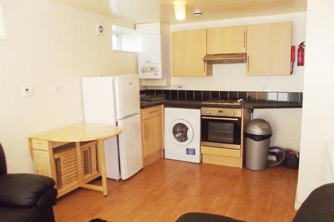 2 bedroom flat to rent, Flat ,  Birchfields Road, Manchester
