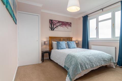 31 Cairngorm Crescent, Bearsden, Glasgow, G61 4EH