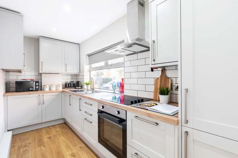 5 bedroom house to rent, Grimthorpe Street, Leeds LS6