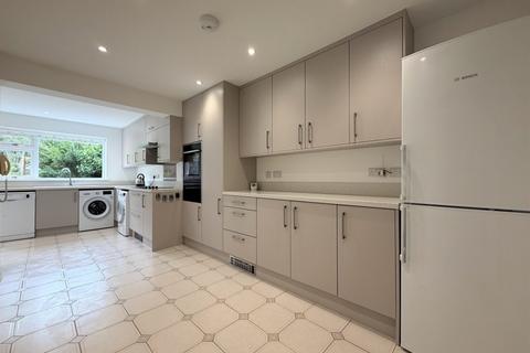 3 bedroom semi-detached house for sale, Collimer Close, Chelmondiston