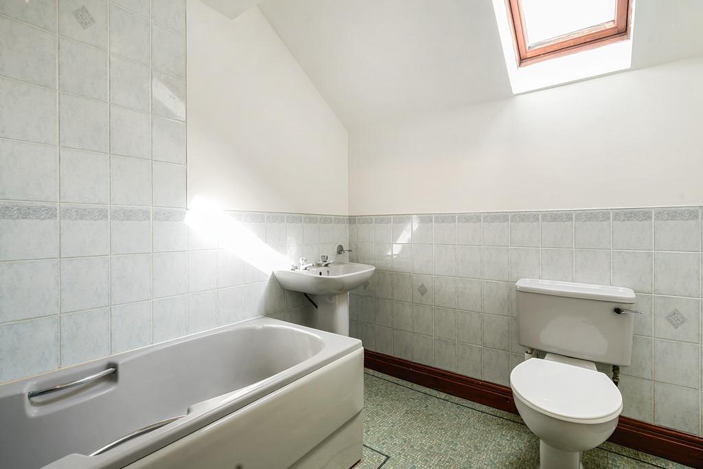 En Suite Bathroom