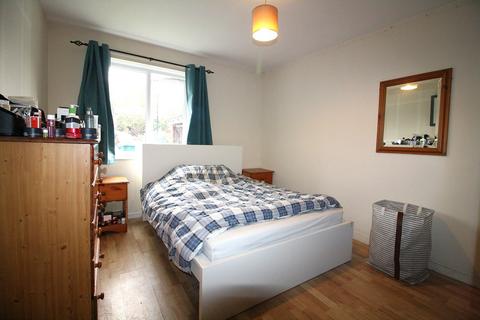2 bedroom apartment for sale, Ideal buy to let investment at Headford Gardens, Sheffield, S3 7XB