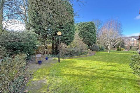 2 bedroom flat for sale, Wetherby Road, Wedderburn Lodge Wetherby Road, HG2