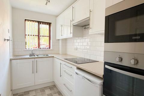 2 bedroom flat for sale, Wetherby Road, Wedderburn Lodge Wetherby Road, HG2