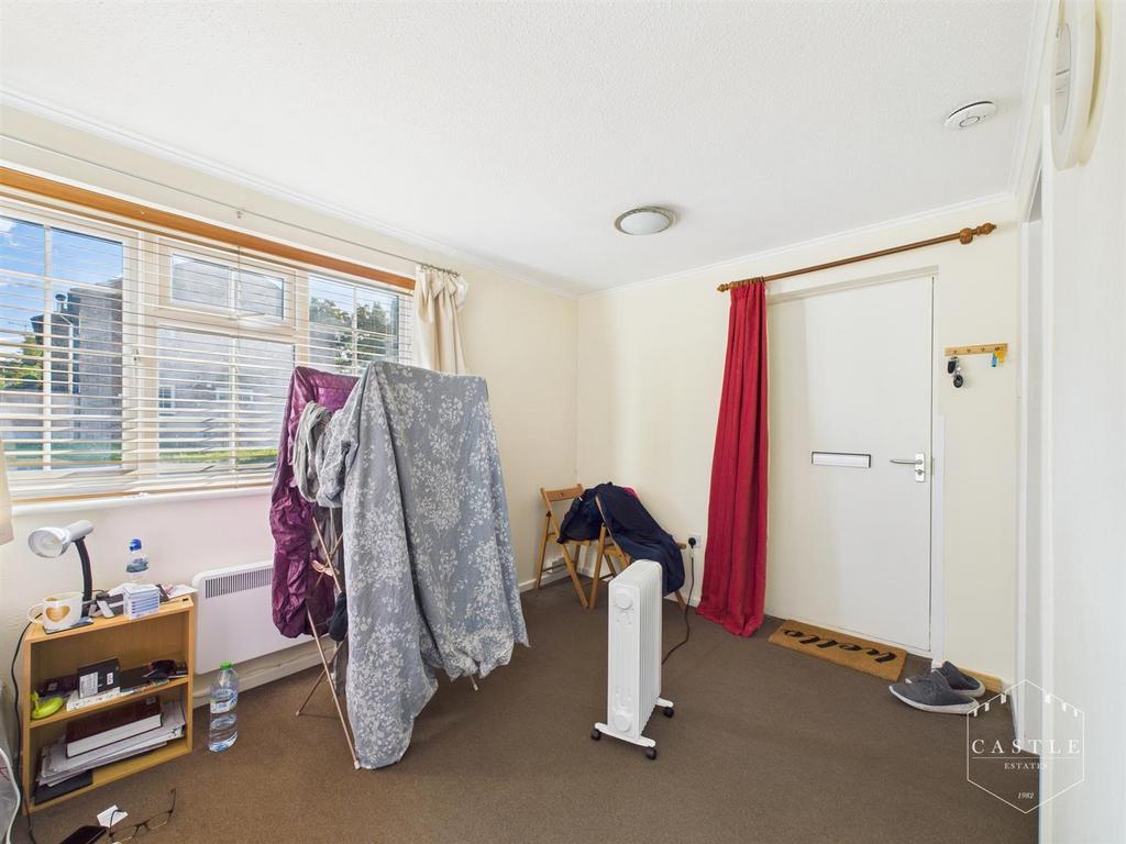 Living/bedroom